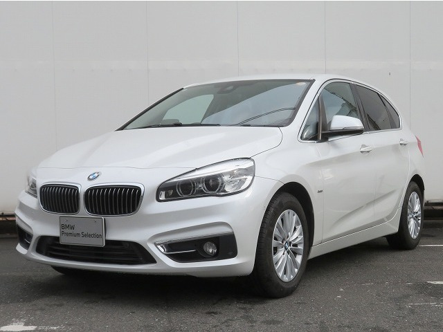 2シリーズアクティブツアラー218i ラグジュアリー