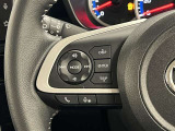 ステアリングスイッチ左側では、オーディオの操作が出来るようになっています!