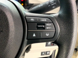 クルーズコントロールを装備しています。高速道路などで一定の速度で走ってくれるので運転が楽ですよ!速度を設定できますので、スピードの出しすぎにも注意できます。