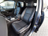 シートは座り心地もよく設計されております。また助手席も使用感は少なくきれいな状態を保って入庫しております。
