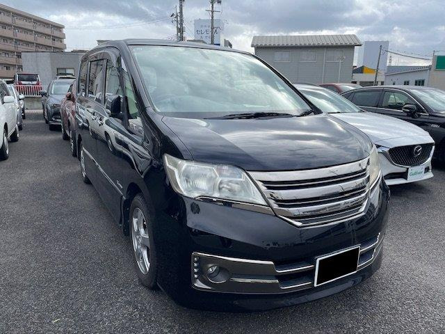 セレナ2.0 ライダー ブラックライン S-HYBRID修復歴無し