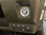 お車の機能や安全装備に関して気になる方は、ぜひ一度ご来店ください!その場でスタッフがご説明可能です!
