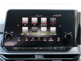9インチのWXGA高解像度モニターを搭載し、Apple CarPlayワイヤレス接続にも対応しています!