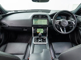 XE Rダイナミック S 2.0L D200 ディーゼル 4WD 