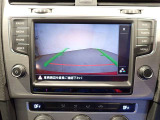 バックモニター搭載で車庫入れ安心!バック中の死角部分がモニターに映し出されるので安全性アップ!!