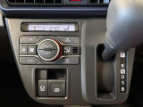 オートエアコンで操作も簡単です♪寒い冬も暑い夏でも車内快適!