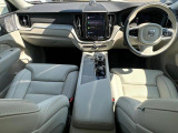 V60 ウルトラ T6  AWD プラグインハイブリッド 4WD 