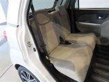 ゆとりある広々とした車内空間は、ドライブを始め買い物やレジャーなど、幅広く活躍します。一人でもみんなとでもお出かけを楽しみましょう!