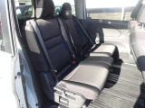 セカンドシート部も広々空間です。