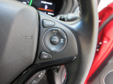 Hondaセンシングの機能のひとつ、アダプティブクルーズコントロール付!アクセルから足を離しても設定したスピードと前車との車間を保ち走行してくれます!車線維持もアシスト☆高速道路で疲労軽減ですね☆
