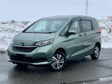 車両の品質管理は室内展示場を完備しておりますので、品質を保った状態の車両をご覧いただけます。