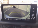 【バックカメラ】運転が苦手な方も車庫入れラクラクです!ギアをリバースに入れれば自動的に切り換わりますので、面倒な操作は不要です♪狭い駐車場もお車を傷つけず安心ですね!