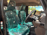 運転席シート廻りは使用感も少なく、良好な状態となっています。丁寧に使われていたことがよくわかりますね。