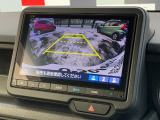 ■バックカメラ■ガイドラインが表示されるので、バック駐車が苦手な方でも安心です!ギアをリバースに入れれば自動的に切り換わりますので、面倒な操作も不要です♪狭い駐車場もお車を傷つけず安心ですね!