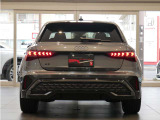 後続車両から長く見られるリヤスタイルも、Audiらしく上品で洗練されたデザインで見る人を惹きつけます。