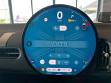 ナビやメディア、空調操作を直感的に楽しめる円形有機ELディスプレイ!ARナビや音声操作にも対応し、円形デザインが車内の主役に。見るたび、使うたびに気分が上がるMINIらしい演出です!