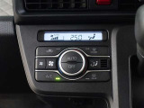 オートエアコンを装備しております!自動で調整してくれますので、車内も快適です☆