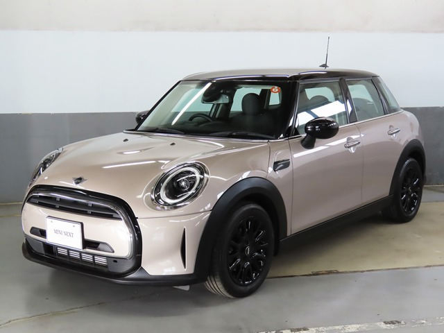 ミニ クーパー D プレミアム プラスパッケージ DCT 