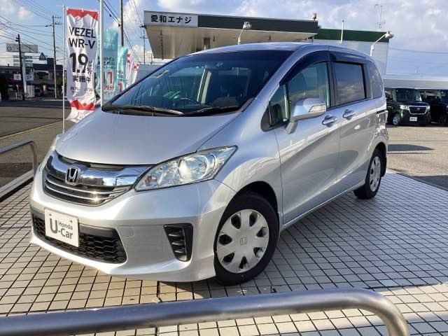 フリード 1.5 G ジャストセレクション