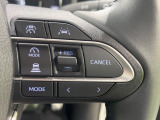 【レーダークルーズコントロール】高速道路での長距離走行が楽に!!自動で速度を保つクルーズコントロールが、衝突軽減システムと連携し、前方の車両を感知して車間を保つように速度調節してくれます!!