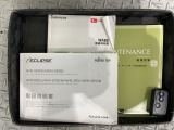 スマートキーは鍵をバッグに入れたままでもドアロックの開閉やエンジンのON・OFFができます。夜間や雨の日も鍵を探さなくて良いので便利です。