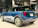 MINIのカスタマイズならMINI山口にお任せください!エクステリアやインテリア、多彩な純正オプションが豊富なMINI!ご相談承ります。