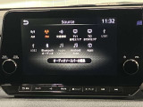 【メーカーナビ】9インチの大画面モニターを搭載し、Apple CarPlayへのワイヤレス接続やAndroid Autoにも対応。