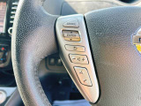 【ステアリングスイッチ】ハンドルのボタンで簡単にナビの音量やチャンネル操作可能です♪