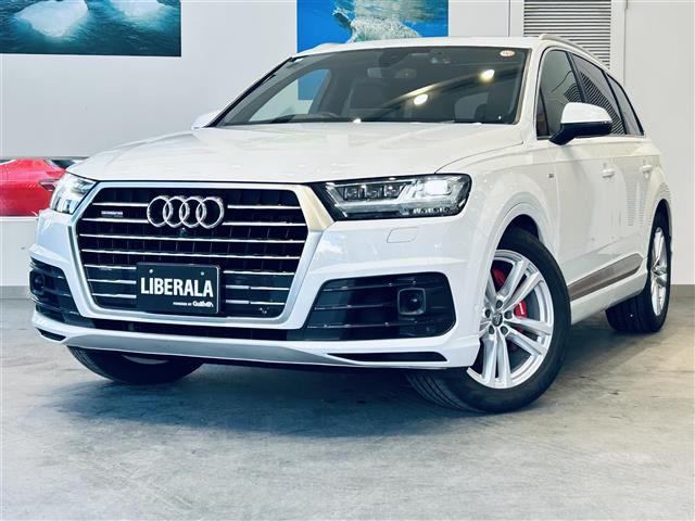 Q73.0 TFSI クワトロ Sラインパッケージ 4WD4WD 本革シート
