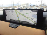 13インチモニターにナビSDカード付いてます!