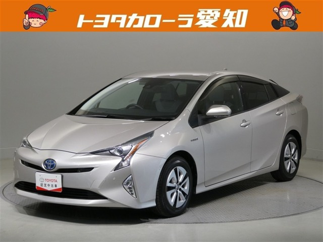 トヨタ プリウス 