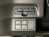 ハンドルの左下にETCとHondaセンシング用の、VSA(ABS+TCS+横滑り抑制)解除スイッチなどがついています。