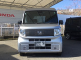 お客様に安全で快適なカーライフをお送りいただくために、中古車にも高いレベルの品質基準を設け、その基準に従って、全ての中古車について納車前整備を実施しています。