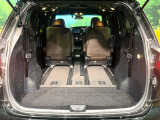 後席を格納すると、これだけの広さが!シーンに合わせたシートアレンジで、大きな荷物も積むことが出来ます♪