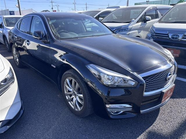 フーガハイブリッド 3.5 禁煙車 メーカーナビ