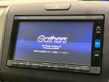 【純正ナビ】人気の純正ナビを装備しております。ナビの使いやすさはもちろん、オーディオ機能も充実!キャンプや旅行はもちろん、通勤や買い物など普段のドライブも楽しくなるはず♪