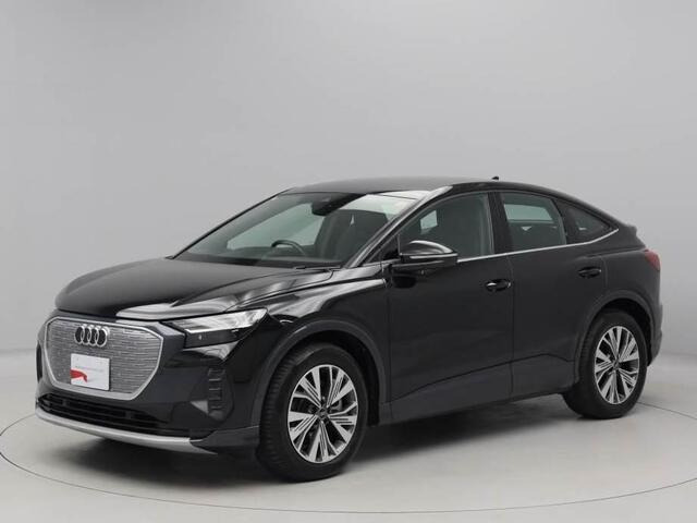 Q4スポーツバックe-tron 40 アドバンスド 