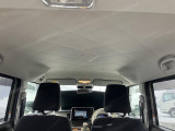 車内ルーフはキルティング模様☆