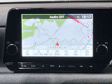【メーカーナビ】9インチの大画面モニターを搭載し、Apple CarPlayへのワイヤレス接続やAndroid Autoにも対応。