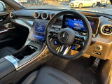 中古車だけではなく、新車も多岐にわたり、正規輸入車販売を行っております。全国選りすぐりの仕入ネットワークの中からあなたにピッタリのお車を探します!【お問い合わせ電話番号072-461-1411】