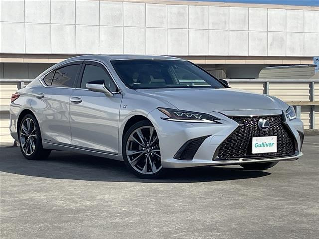 ES 300h Fスポーツ 本革シート サンルーフ