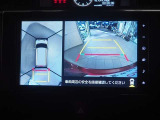 バックガイドモニターで、後方を確認しながら安心して駐車することができます。運転初心者も熟練者も必須の機能ですよ!