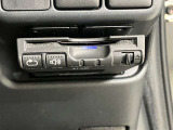ETC車載器搭載しております。高速道路も料金支払いレーンに並ばず通過でき、とても便利です。ETCカードもお車購入時に入会する事ができます。お気軽にお問い合わせ下さい。