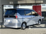 右斜め後方からの画像です。