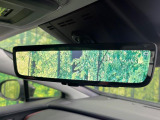 【デジタルインナーミラー】後席の大きな荷物や同乗者で後方が確認しづらい時でも安心!カメラが撮影した車両後方の映像をルームミラー内に表示。クリアな視界で状況の確認が可能です!