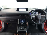 見通しのよいすっきりとした視界で、誰でも運転しやすいです。運転のしやすさは疲れにくさにも繋がりますよ♪