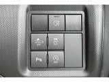 サポカーは、高齢運転者を含めたすべてのドライバーによる交通事故の発生防止・被害軽減対策の一環として、国が推奨する新しい自動車安全コンセプトです。詳しくは販売店スタッフまでおたずねください。