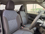 しっかりとした造りのシートで運転も快適に♪