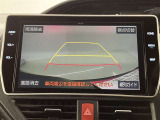バックカメラ付きだから後方を画面で確認できます。駐車などが苦手な方でも安心のアイテムです。