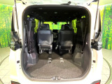 普段のお買い物や通勤、送迎等に十分な荷室スペースを確保しております。セカンドシートを倒すと、大きな荷物の積載も可能です♪